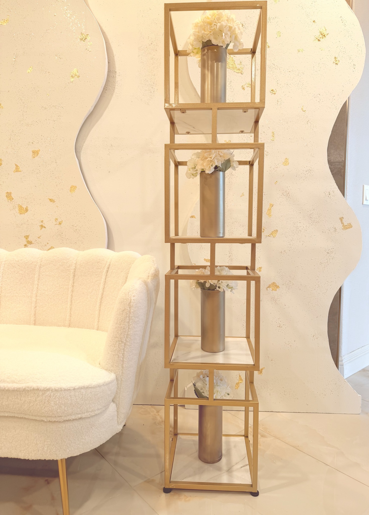 Gold geometric cube stands
